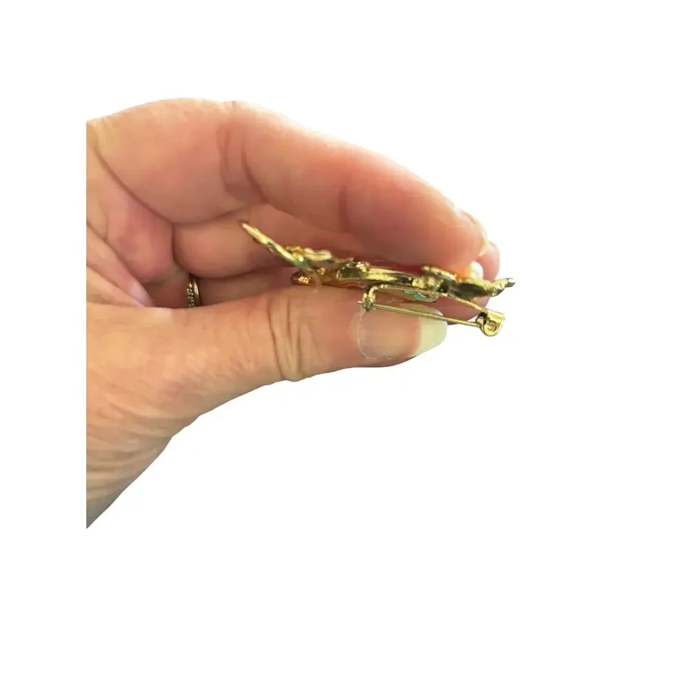Vintage Gold Tone Flower Brooch Faux Pearl Floral Mid Century Romantic Pin